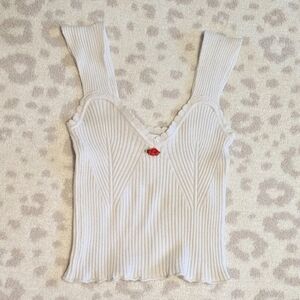 RIHOAS White Ribbed Tank Top with Red Accent